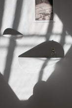Laden Sie das Bild in den Galerie-Viewer, Wandregal Beton groß - weiß