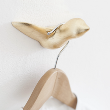 Laden Sie das Bild in den Galerie-Viewer, Wandhaken - Gold