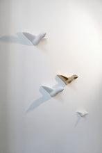 Laden Sie das Bild in den Galerie-Viewer, Kleiner Schwarm mit Goldvogel (4 Vögel)