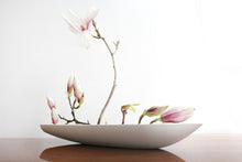 Laden Sie das Bild in den Galerie-Viewer, Segelschiff Vase aus Keramik
